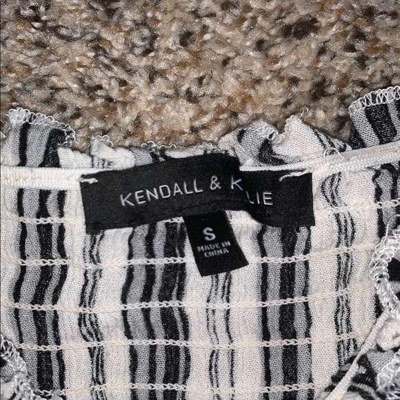 kendall & kylie crop top - Picture 2 of 2